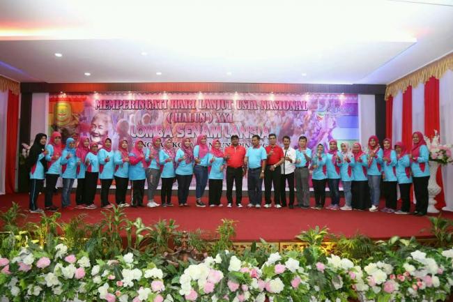Lis Sebut Lansia Sebagai Pelopor Kesuksesan Pembangunan Daerah